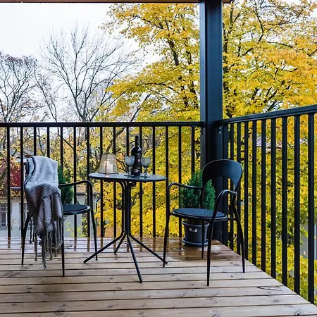 Thomas' - Trendy, & Balcony Апартаменты Таллин