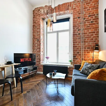 Korter Thomas' - Trendy, & Balcony