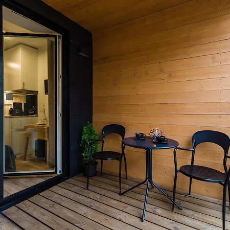 Korter Thomas' - Trendy, & Balcony