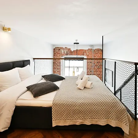 Thomas' - Trendy, & Balcony * טאלין