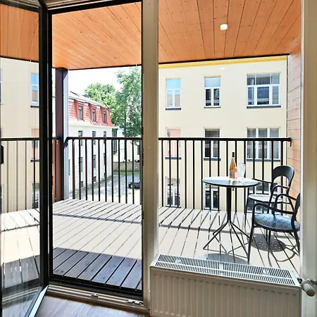 Thomas' - Trendy, & Balcony דירה